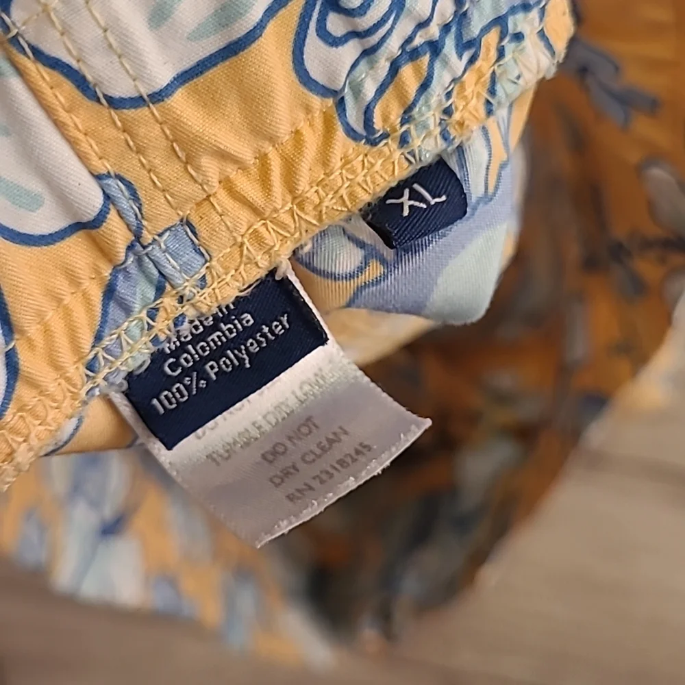 VINEYARD VINES Pastel‎ Gold Blue Crabs Floral Pattern Sz XL Swim Board Shorts